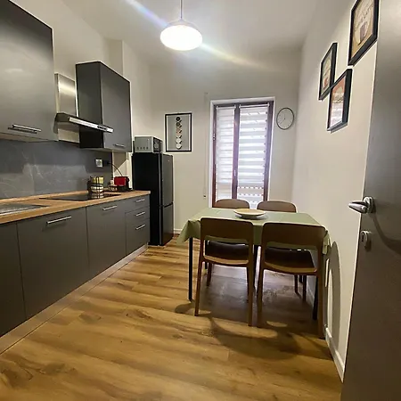 Apartment Maison Adelaide *