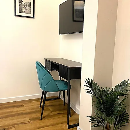 Apartment Maison Adelaide *